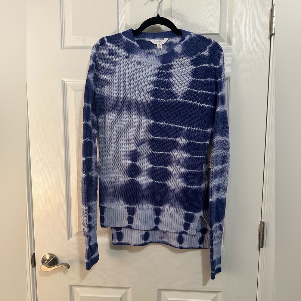 NWT 🦋 Time &True sweater